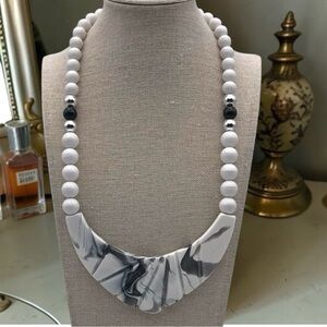 Vintage 80s White and Black Marbled Statement Necklace